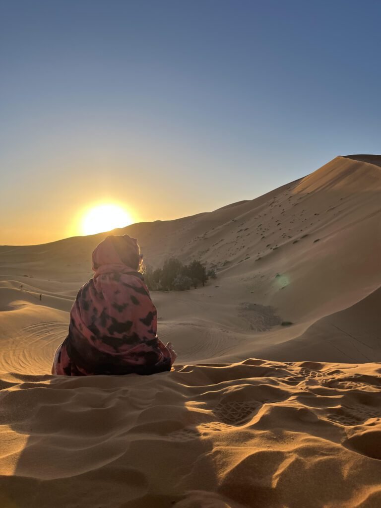 Gratitude and Mindful Living: A Transformative Path to Presence and Inner Peace